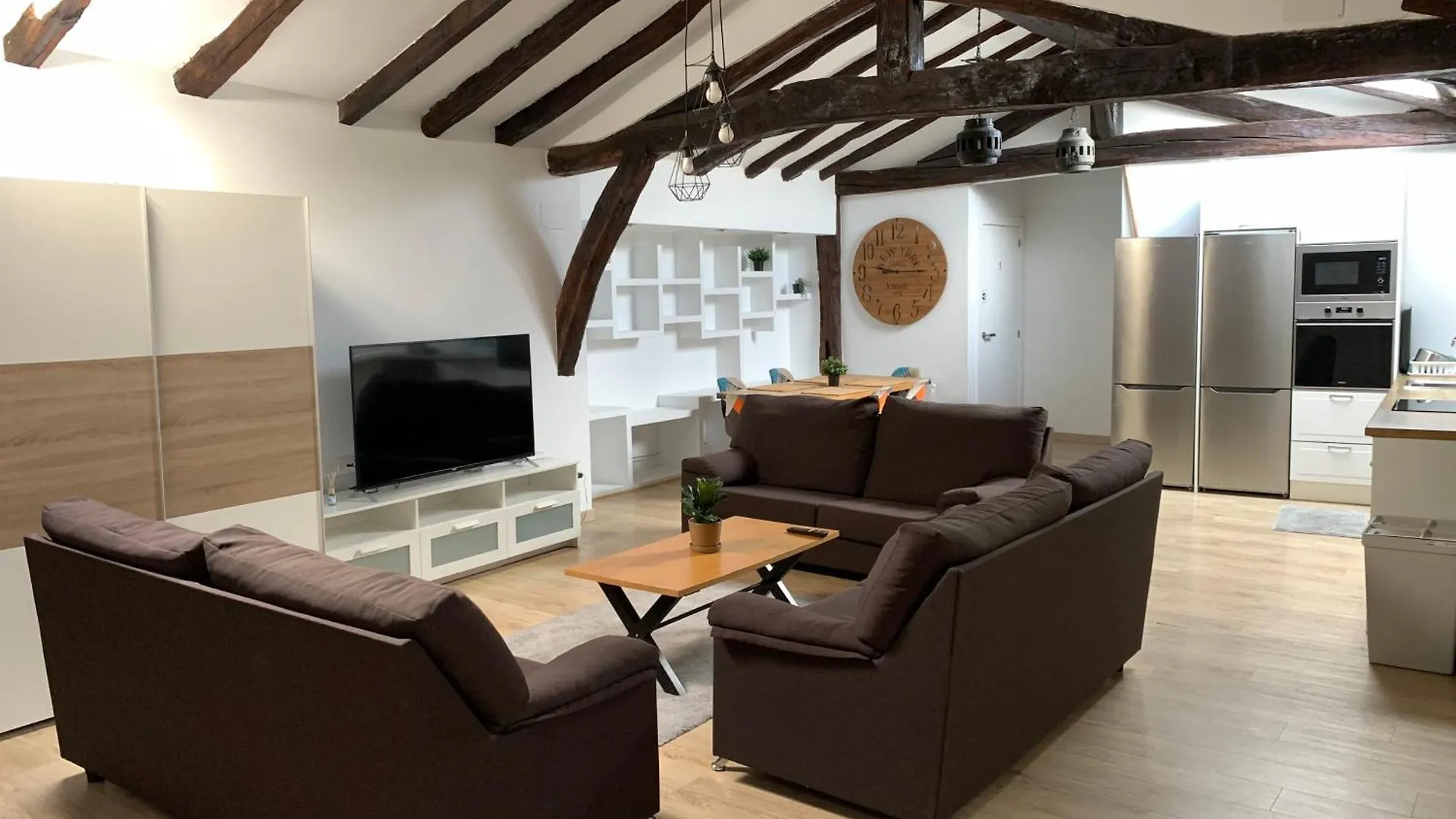 Homestay Precioso Atico En Casco Viejo Apartment Bilbao Spain