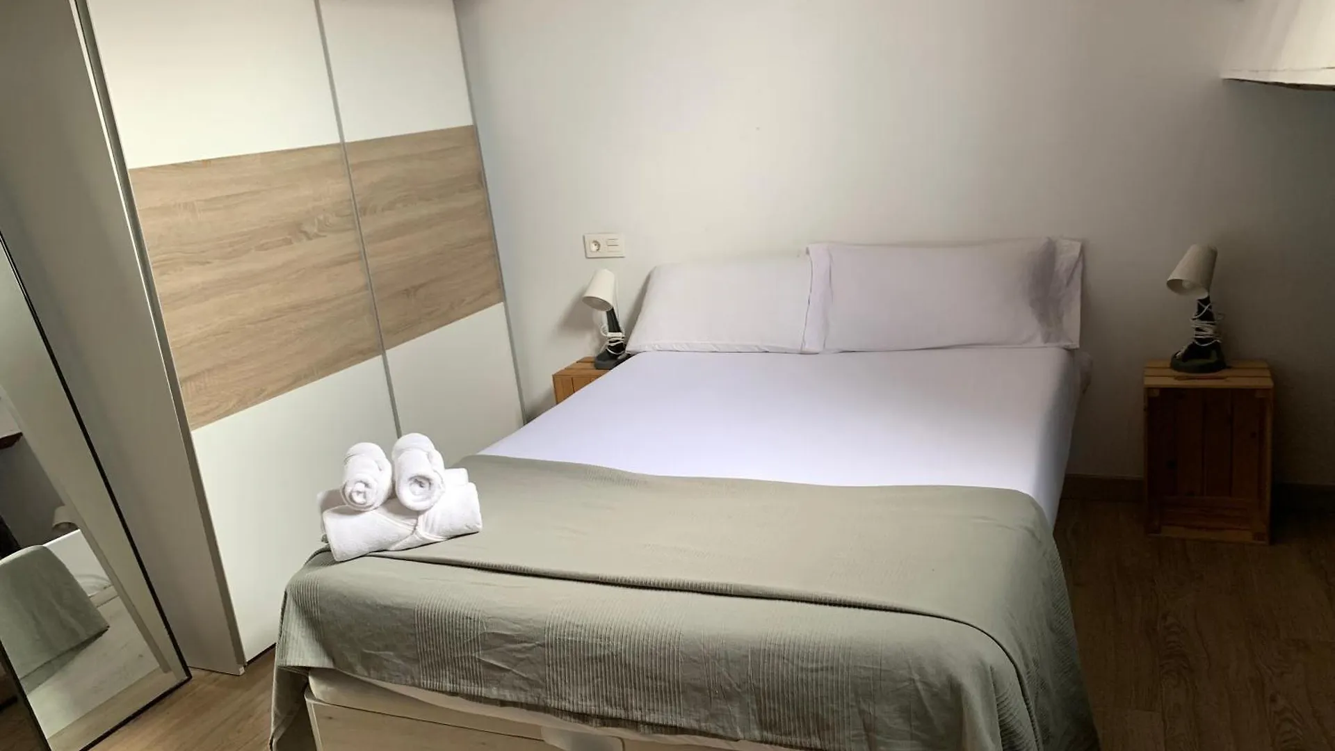 Homestay Precioso Atico En Casco Viejo Apartment Bilbao Spain